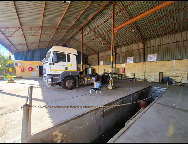 M² FACTORY FOR SALE IN SASOLBURG INDUSTRIAL ZONE 2